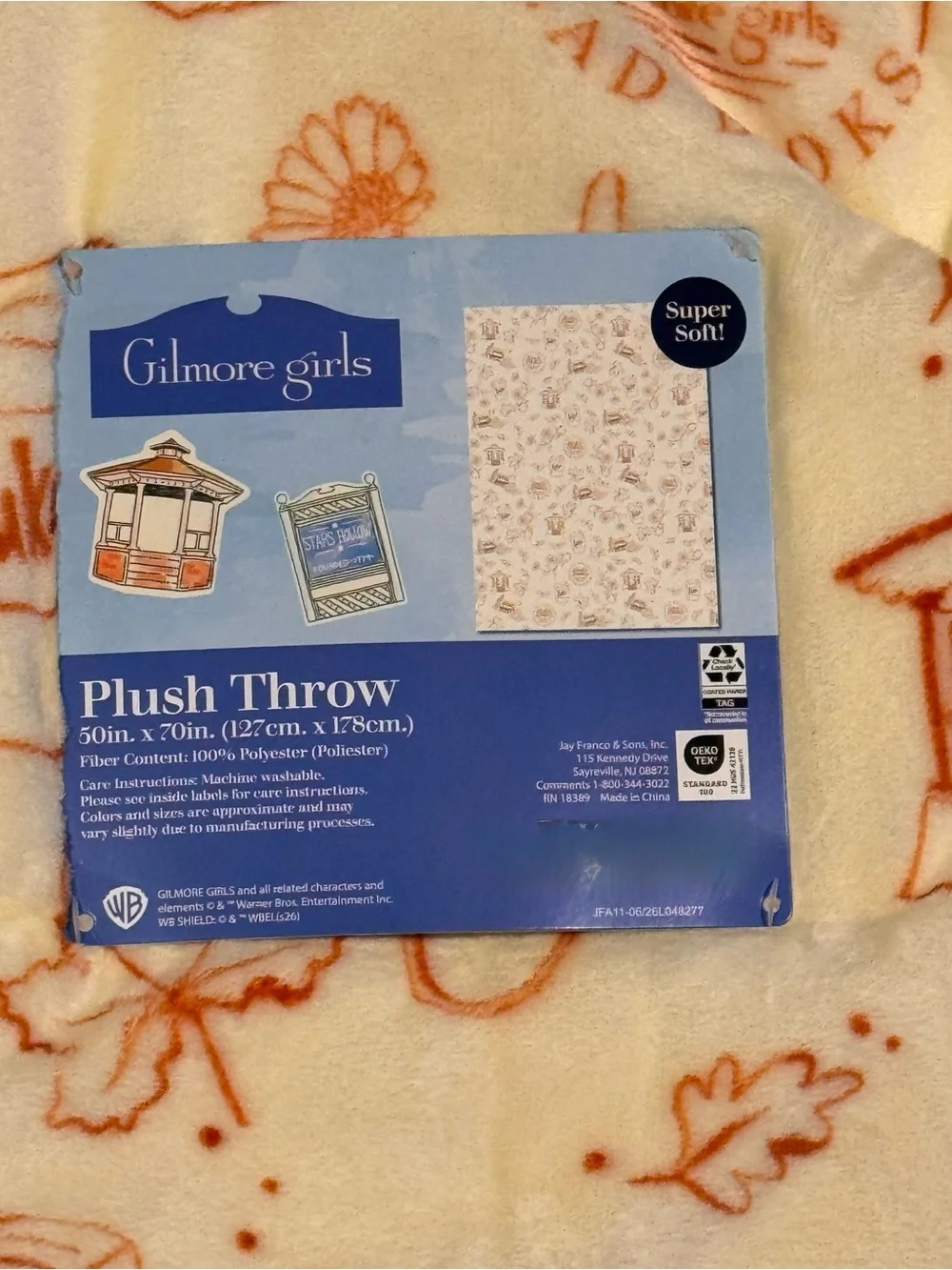 Gilmore Girls Super Soft Thick Large 50x70 in. Plush Throw Blanket